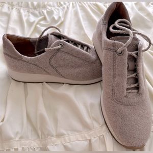 Paul Green Pure Kalista merino wool Never worn.